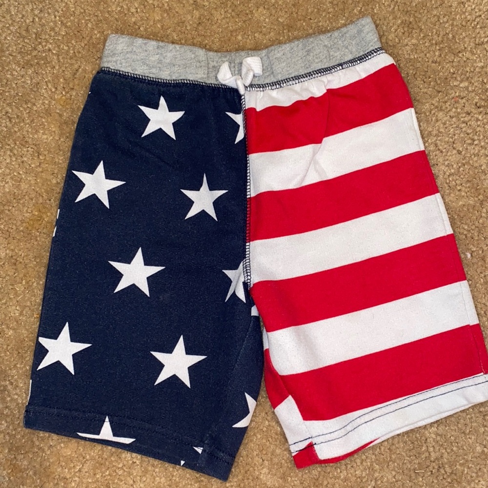 America Shorts
